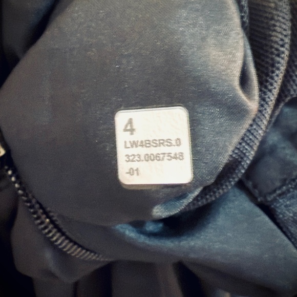 Lululemon Mist Over Windbreaker NWOT - Picture 5 of 6